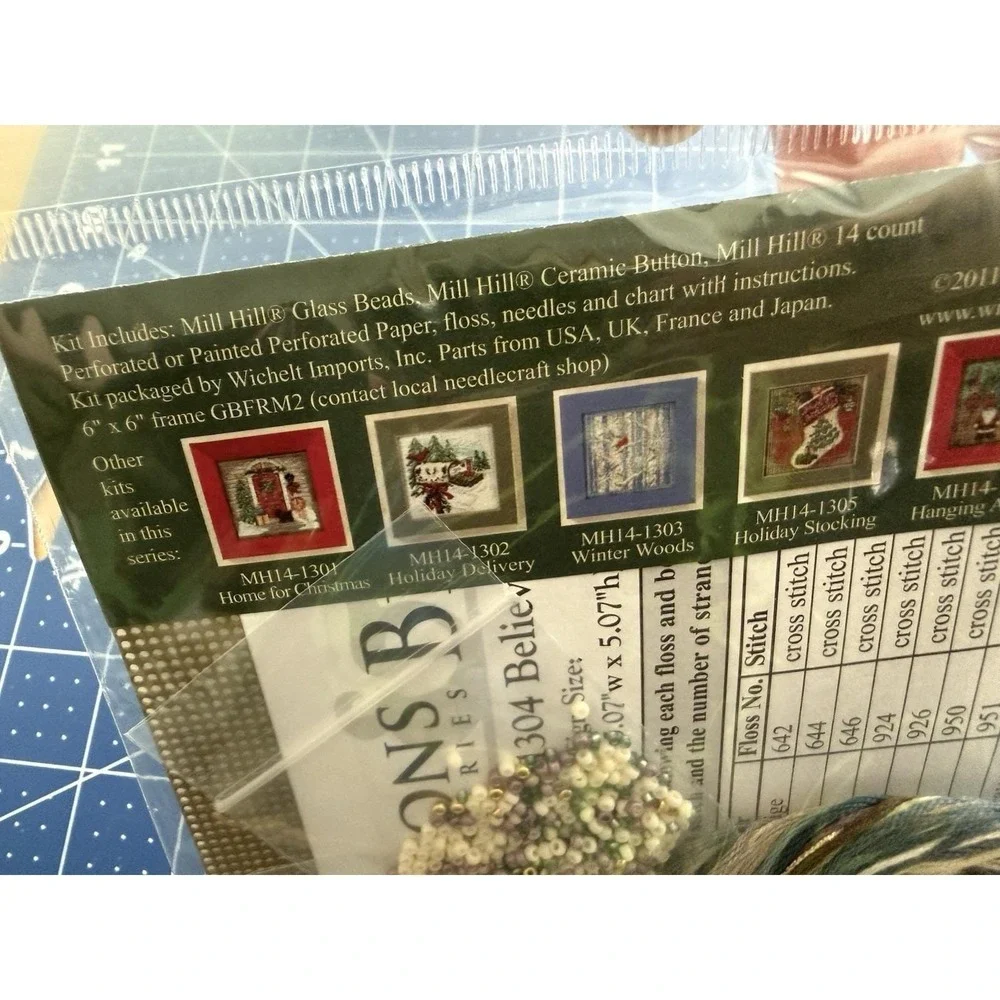 Mill Hill Buttons & Beads Winter Series BELIEVE Santa w Ceramic STAR Button